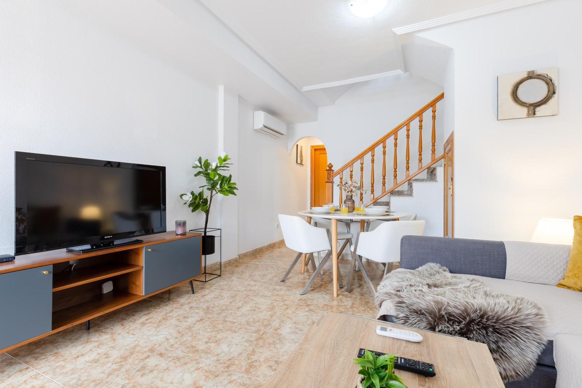 La Kaye Villa Dehesa de Campoamor  Luaran gambar